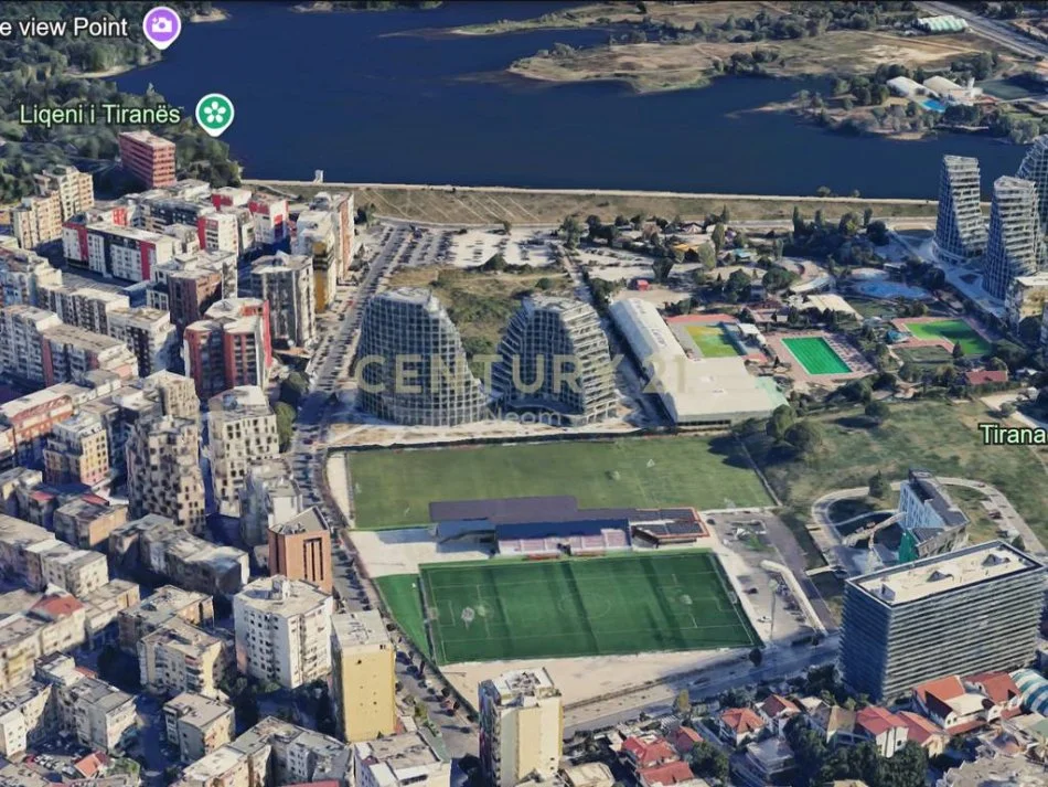 Tirane, jepet me qera ambjent biznesi Kati 1, 43 m² 850 € (rruga e kosovarve)