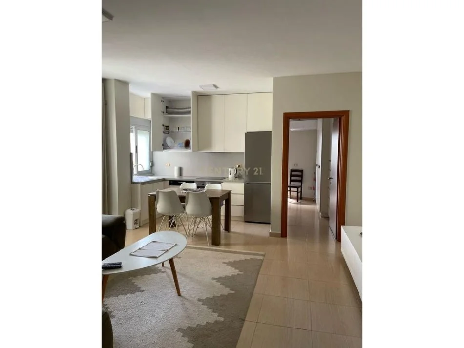 Tirane, jepet me qera apartament 1+1 Kati 1, 56 m² 550 € (Prokuroria e Tiranes)