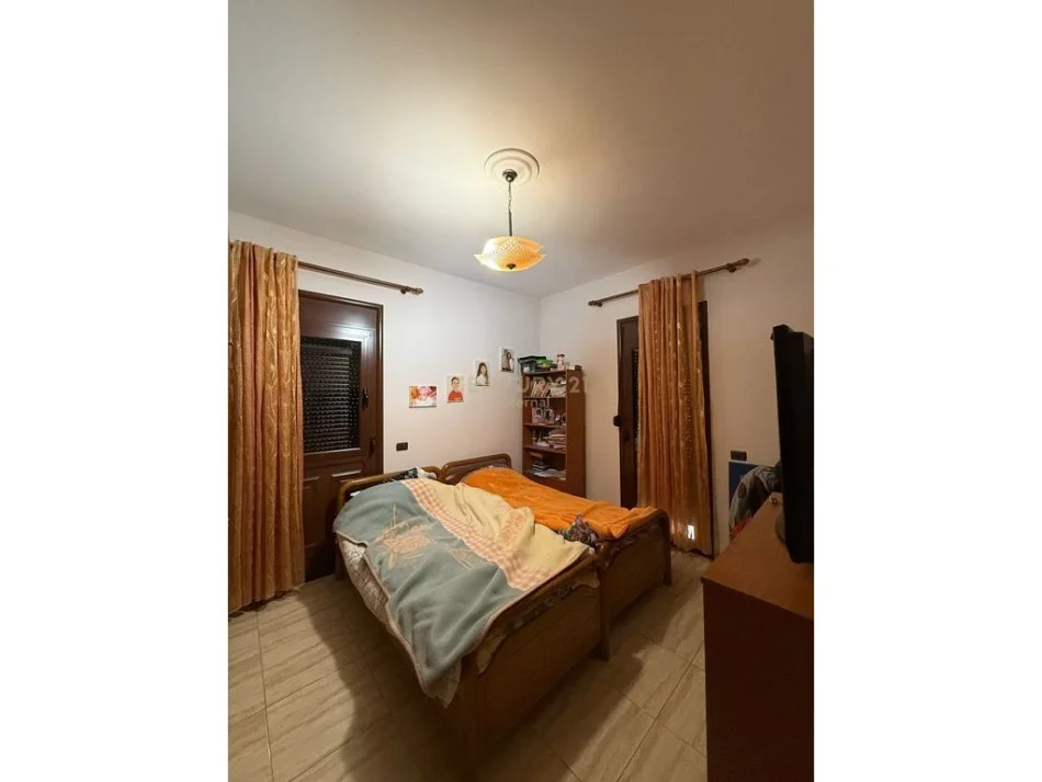 Tirane, jepet me qera apartament 2+1 Kati 1, 120 m² 550 € (Kodra e Priftit)