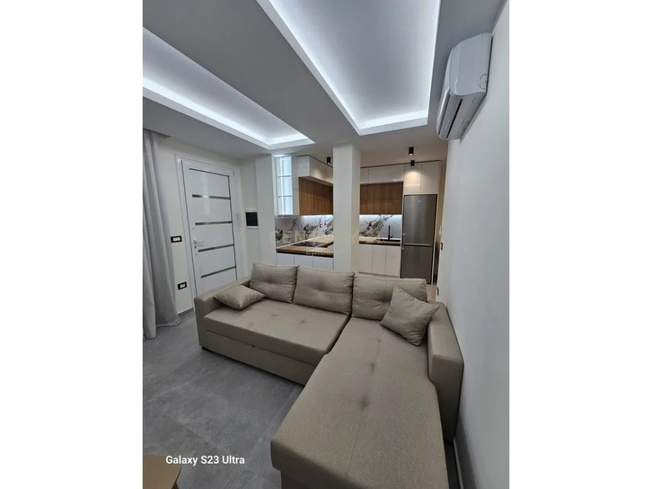 Durres, jepet me qera apartament 2+1 Kati 0, 60 m² 400 € (ish kenete)