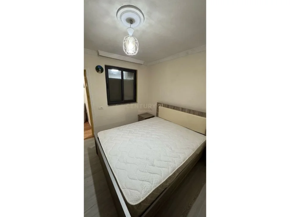 Tirane, jepet me qera apartament Kati 1, 51 m² 400 € (rajoni numer 4)