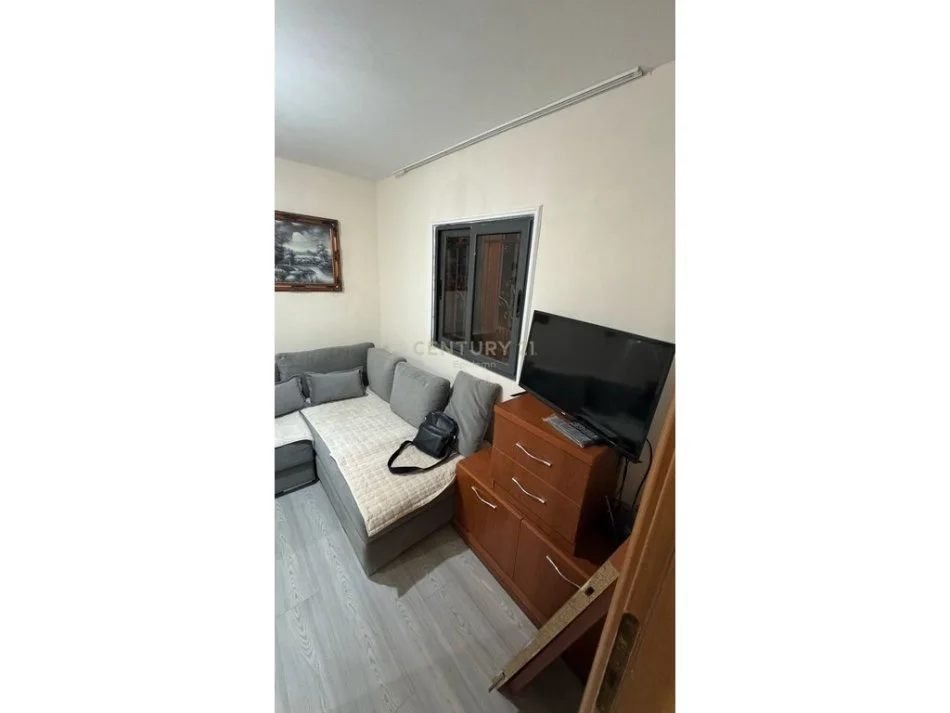Tirane, jepet me qera apartament Kati 1, 51 m² 400 € (rajoni numer 4)