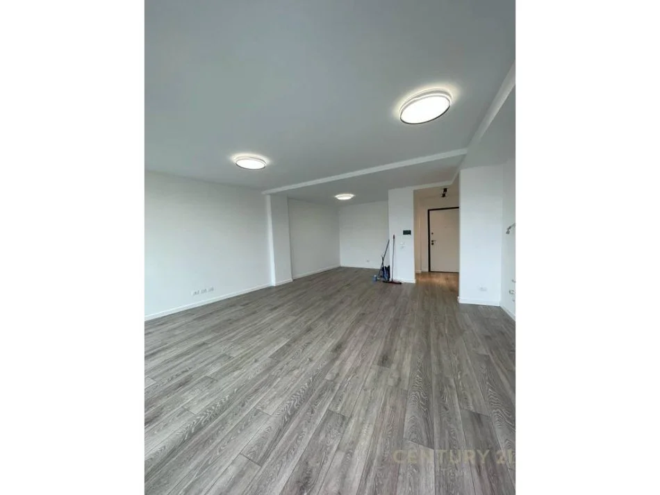 Tirane, jap me qera zyre , 125 m² 1.300 € (Lake View Residences, Liqeni i Tiranës)