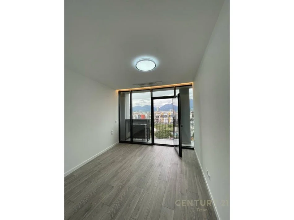 Tirane, jap me qera zyre , 125 m² 1.300 € (Lake View Residences, Liqeni i Tiranës)