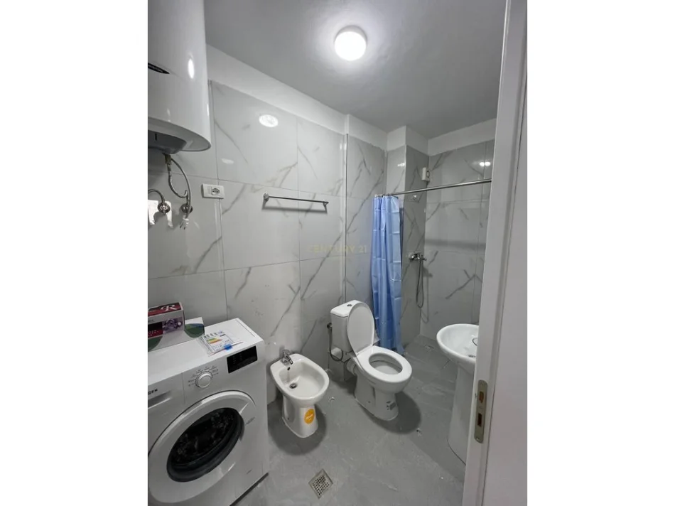 Tirane, jepet me qera apartament Kati 4, 96 m² 500 € 