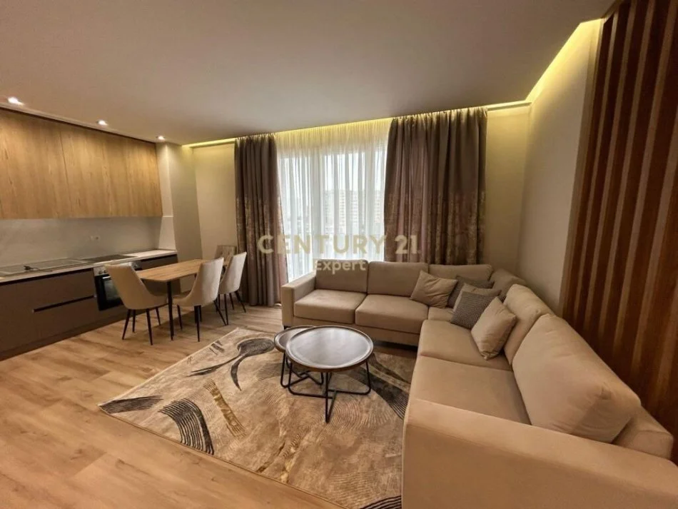 Tirane, jepet me qera apartament 1+1 Kati 4, 77 m² 600 € (expert112023)