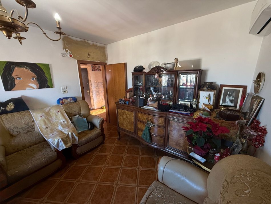 Tirane, shes apartament 2+1+Aneks+Ballkon Kati 5, 120.000 € (Kryqezimi “Ferit Xhajko - Siri Kodra”)