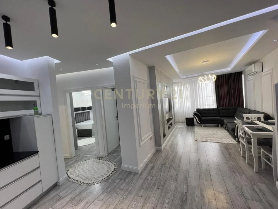 Tirane, shitet apartament 2+1 Kati 7, 86 m² 130.000 € (Astir)
