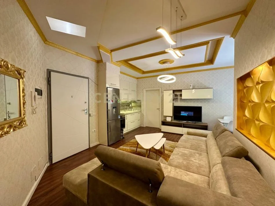 Tirane, jap me qera apartament 2+1 , 72 m² 700 € (Liqeni i Thatë)