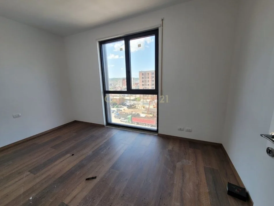 Shqiperi, shitet apartament 2+1 Kati 5, 118 m² 165.600 € (ish dogana)