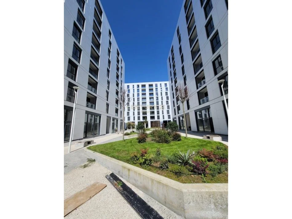 Shqiperi, shitet apartament 2+1 Kati 5, 118 m² 165.600 € (ish dogana)