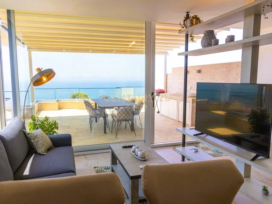 Vlore, shitet apartament+verande | Penthouse 2+1+Aneks+Ballkon Kati 4, 129 m² 395.000 € (uji i ftoht)