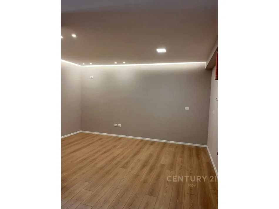 Durres, shitet apartament 1+1 Kati 7, 62 m² 75.000 € (PLEPA,DURRES!!)