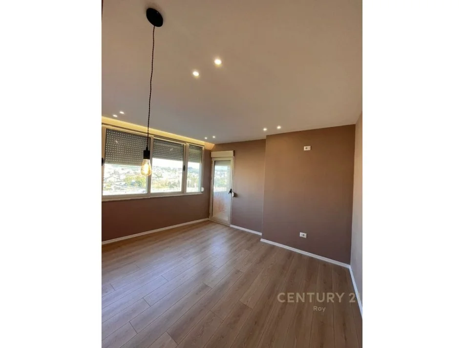 Durres, shitet apartament 1+1 Kati 7, 62 m² 75.000 € (PLEPA,DURRES!!)