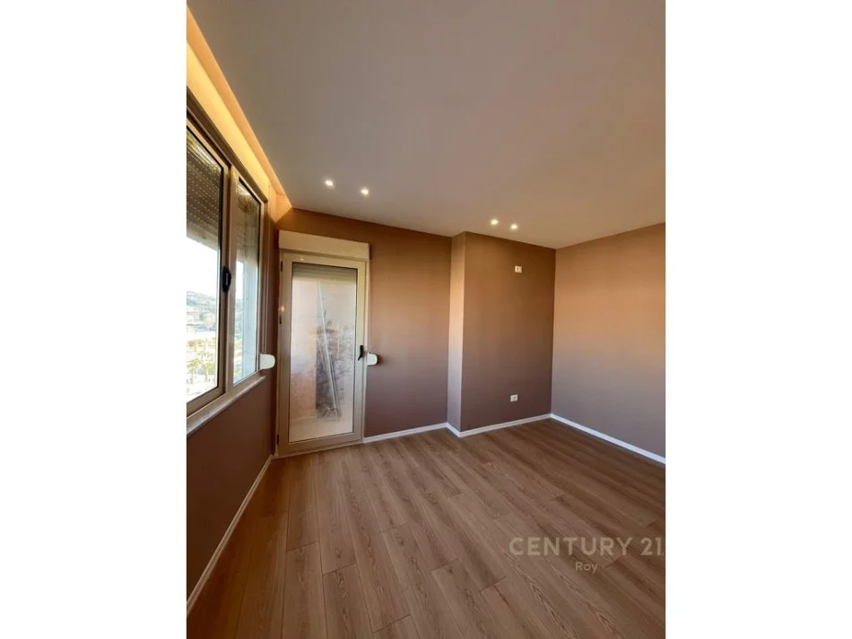 Durres, shitet apartament 1+1 Kati 7, 62 m² 75.000 € (PLEPA,DURRES!!)