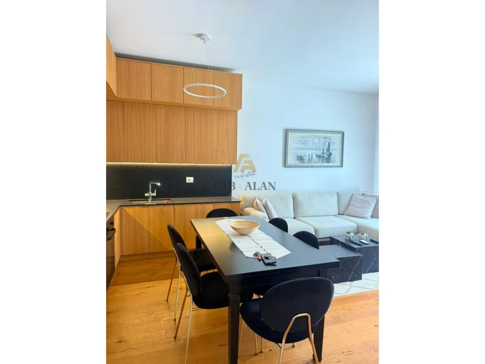 Tirane, jepet me qera apartament 2+1+Aneks+Ballkon , 1.200 € (Secret Garden Residence pranë Qendrës Tregtare TEG)