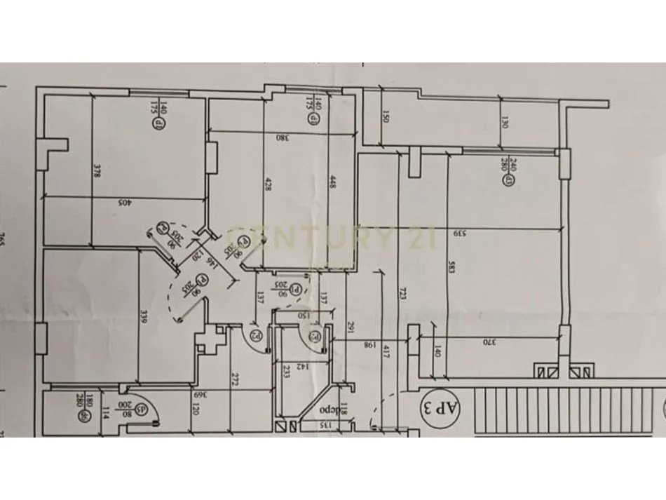 Tirane, shes apartament 3+1+2 , 125 m² 315.000 € (Rruga e Kavajës)