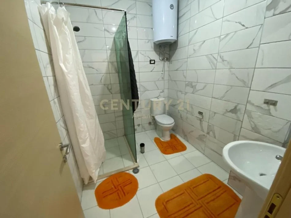 Durres, jepet me qera apartament 1+1 Kati 3, 70 m² 350 € (PLAZH ILIRIA)