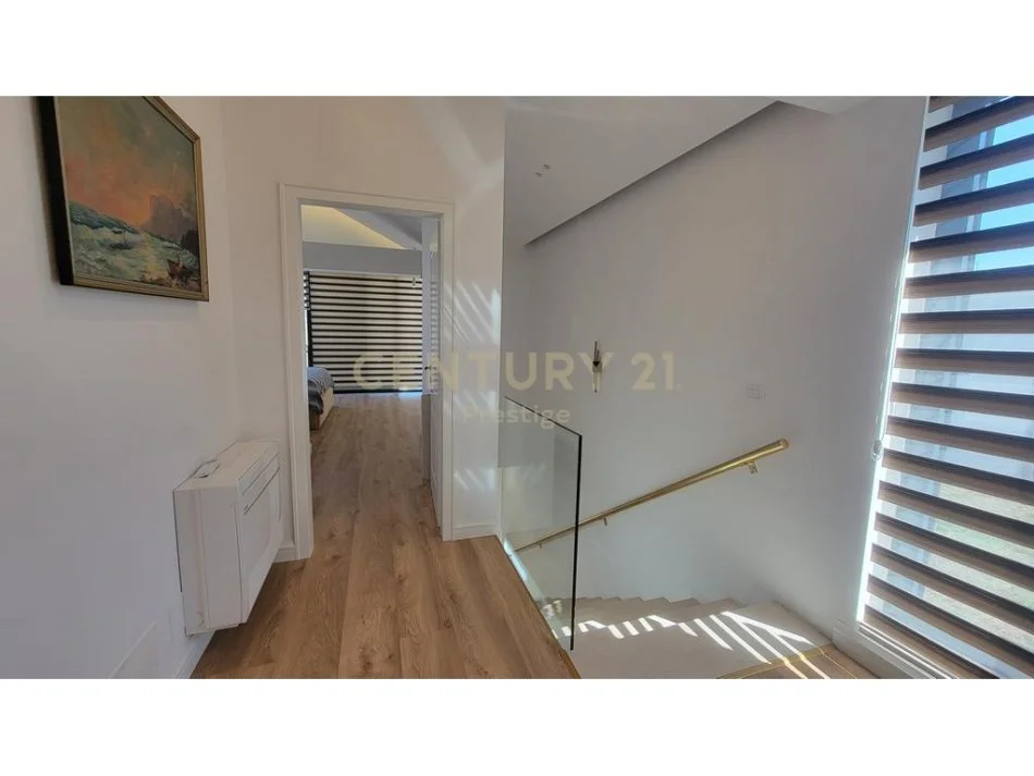 ‼️  𝐕𝐈𝐋𝐄 𝐋𝐔𝐊𝐒𝐎𝐙𝐄 𝐌𝐄 𝐐𝐈𝐑𝐀 𝐄 𝐕𝐄𝐍𝐃𝐎𝐒𝐔𝐑 𝐍𝐄 𝐁𝐄𝐑𝐙𝐇𝐈𝐓𝐄, 𝐓𝐈𝐑𝐀𝐍𝐄  ‼️