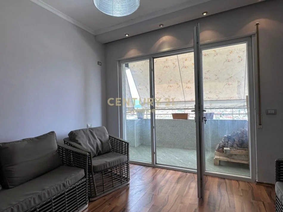 jepet me qera apartament 2+1 Kati 8, 112 m² 500 € (Astir)