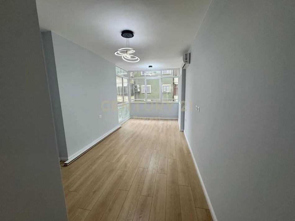 Tirane, shitet apartament 2+1 Kati 2, 93 m² 265.000 € (MYSLYM SHYRI)