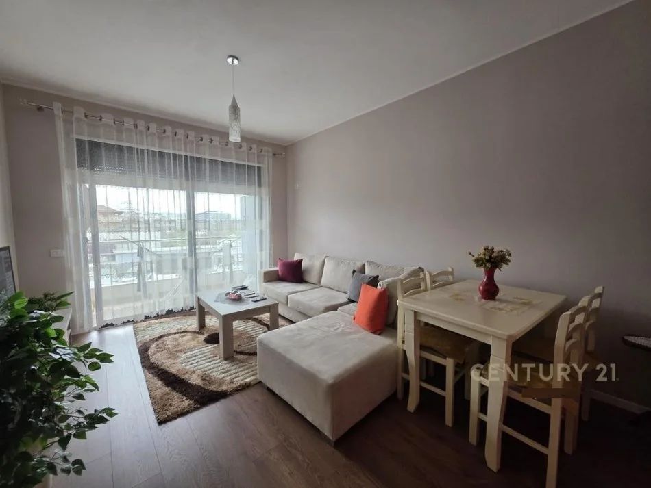Tirane, shitet apartament 1+1 Kati 2, 53 m² 67.000 € (Casa Italia)