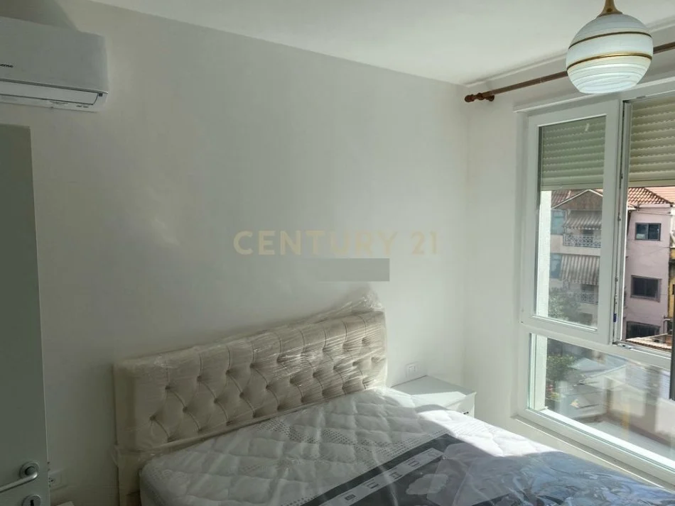 Tirane, jepet me qera apartament 1+1 Kati 2, 69 m² 550 € (Tregu Elektrik)