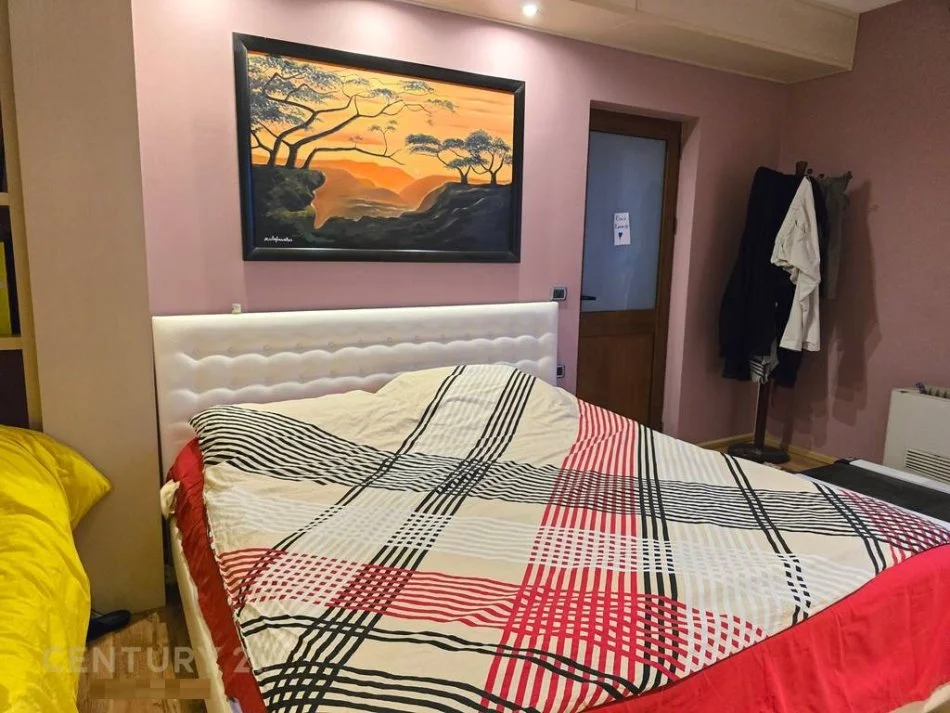 Tirane, shitet apartament 2+1 Kati 8, 106 m² 206.000 € (Ali Demi, Ish Tregu Elektrik)