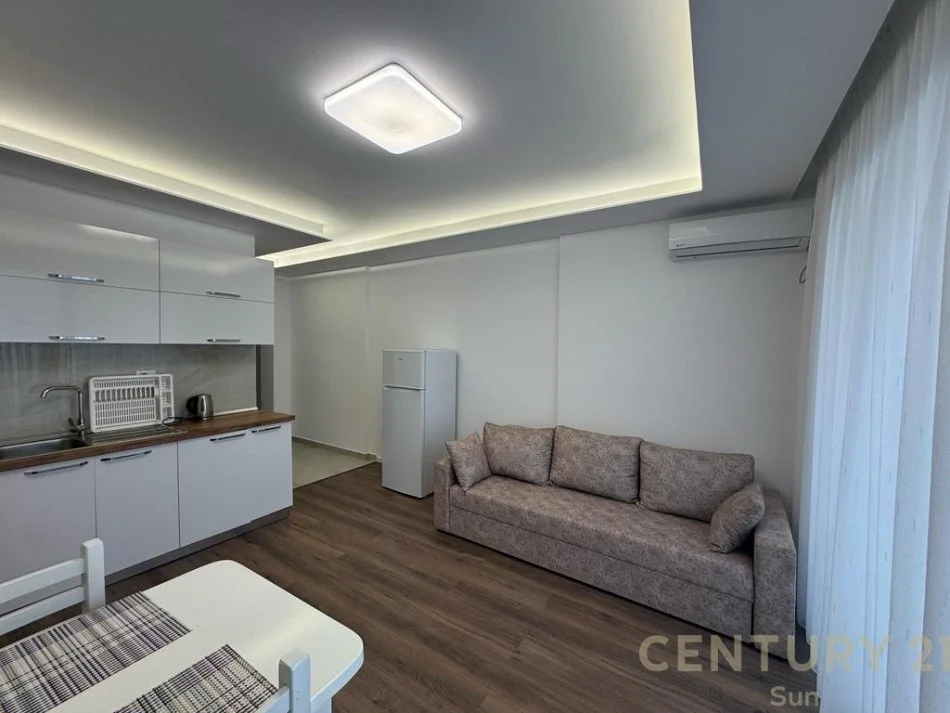 Durres, jepet me qera apartament 1+1 Kati 7, 65 m² 300 € 