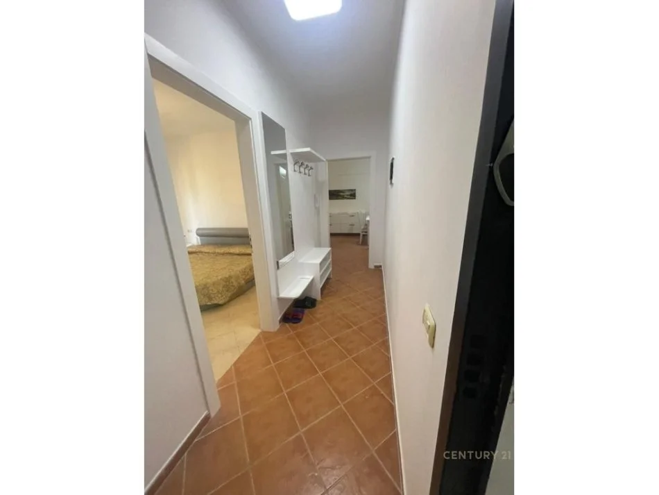 Tirane, shitet apartament 3+1 Kati 8, 99 m² 135.000 € (Astir)