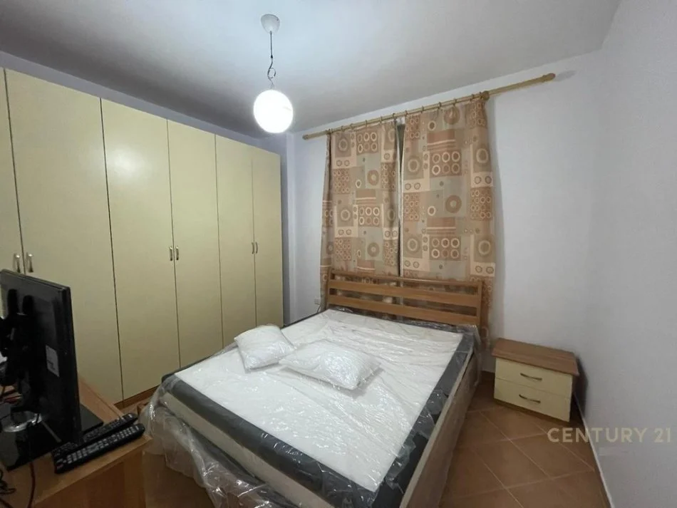 Tirane, shitet apartament 3+1 Kati 8, 99 m² 135.000 € (Astir)