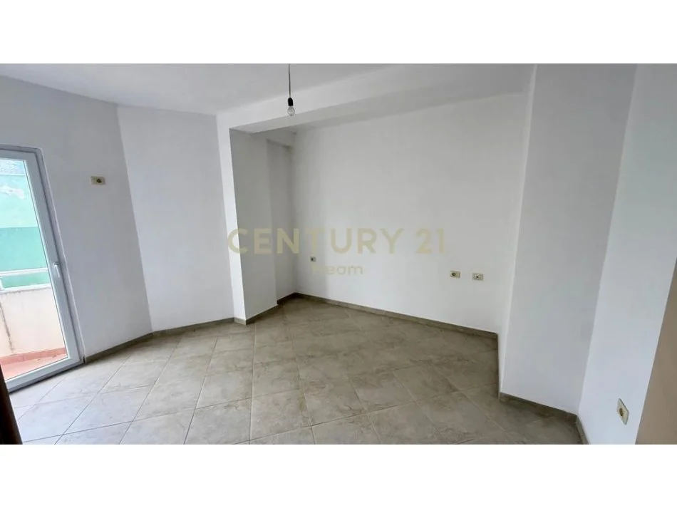 Tirane, shes apartament 2+1+2 , 103 m² 145.000 € (Ali Demi)