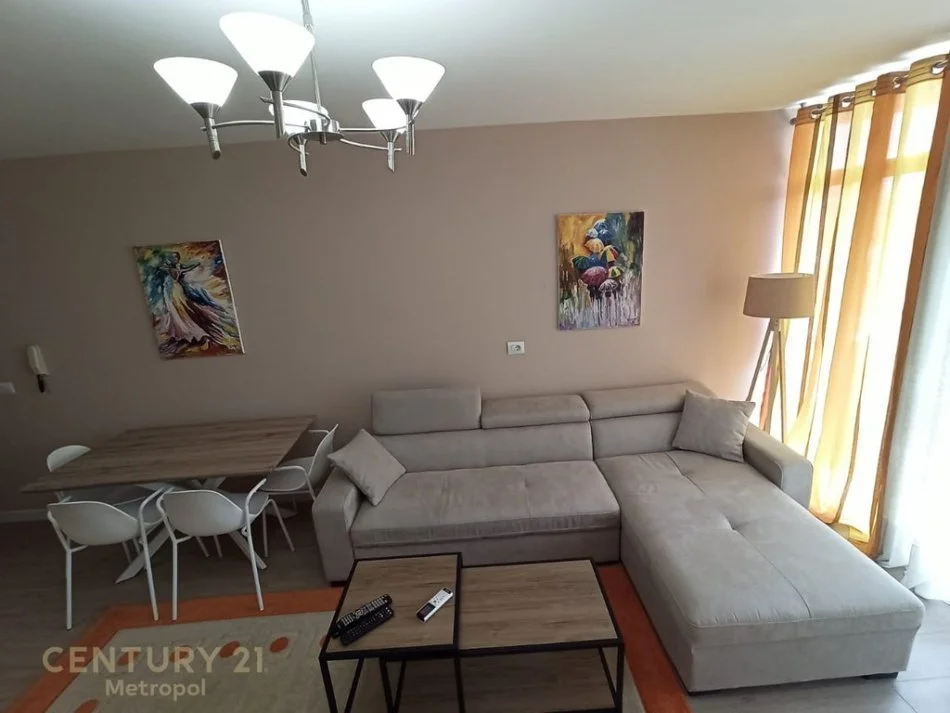 Tirane, shes apartament 1+1 , 73 m² 135.000 € (Rruga e Kavajës)