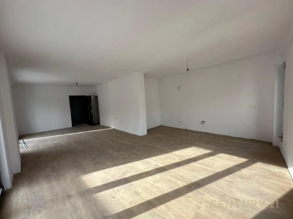 Tirane, shes apartament 3+1+2 , 149 m² 305.000 € (Kodra e Diellit)