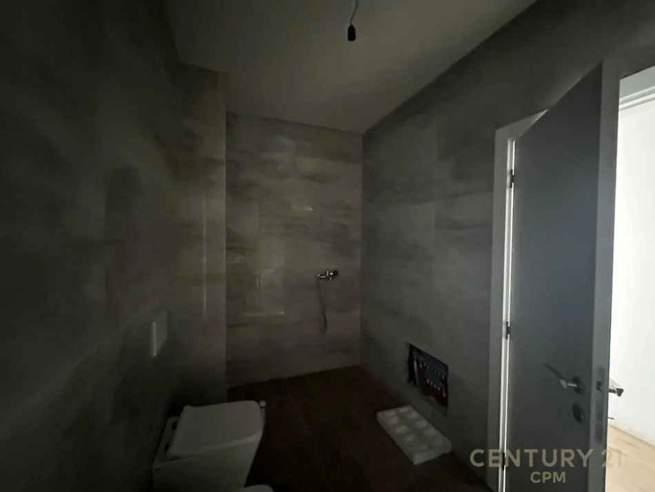 Tirane, shes apartament 3+1+2 , 149 m² 305.000 € (Kodra e Diellit)