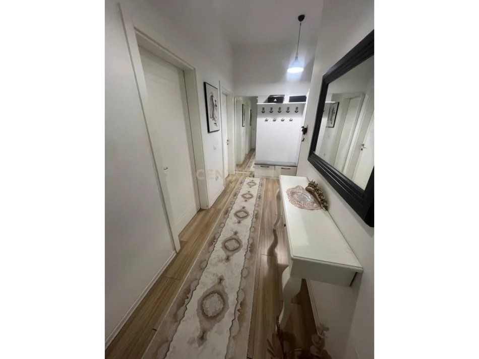 Tirane, jepet me qera 2+1+Ballkon Kati 1, 102 m² 450 € (Neom113006)