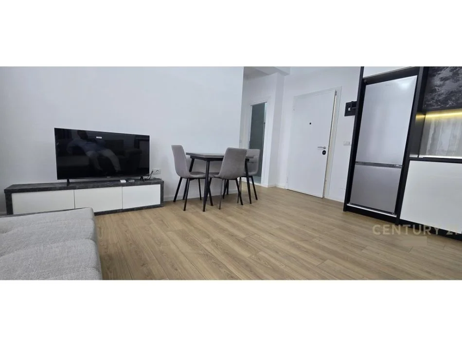 Tirane, shitet apartament 1+1 Kati 7, 50 m² 97.000 € (Laprake, prane Zonjes se Keshillit te Mire)