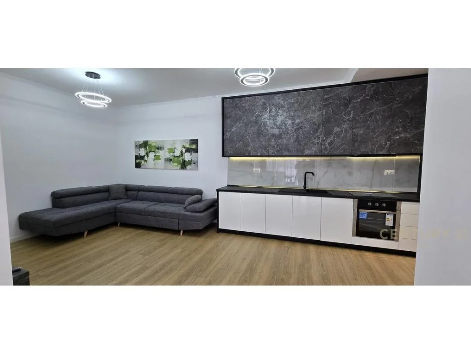 Tirane, shitet apartament Kati 7, 98 m² 148.000 € 