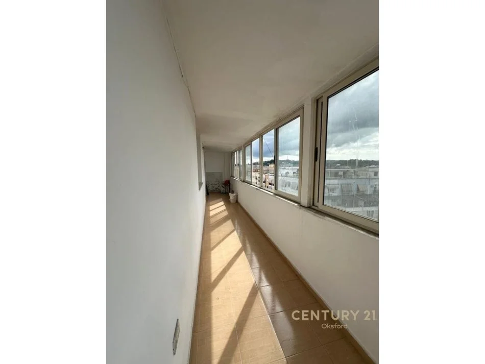 Tirane, shitet apartament 2+1 Kati 9, 112 m² 134.400 € (Astir)