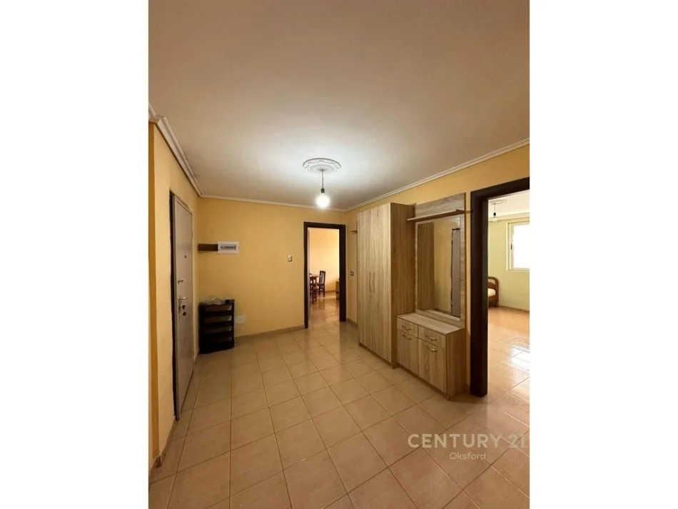 Tirane, shitet apartament 2+1 Kati 9, 112 m² 134.400 € (Astir)