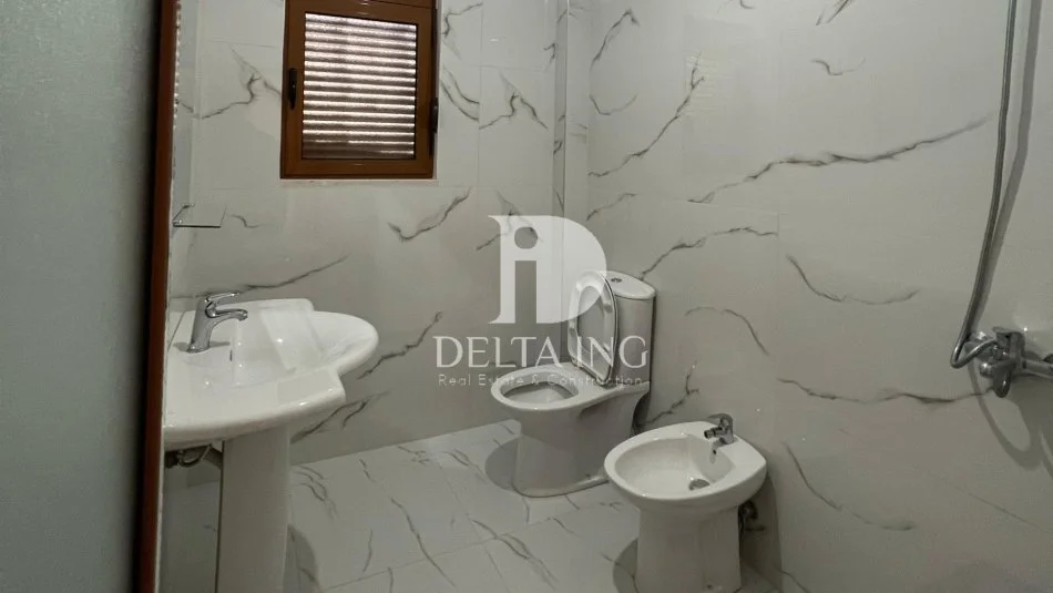 Tirane, jepet me qera Vile 2+1 Kati 2, 90 m² 550 € (Rruga Dr Shefqet Ndroqi, Tiranë)