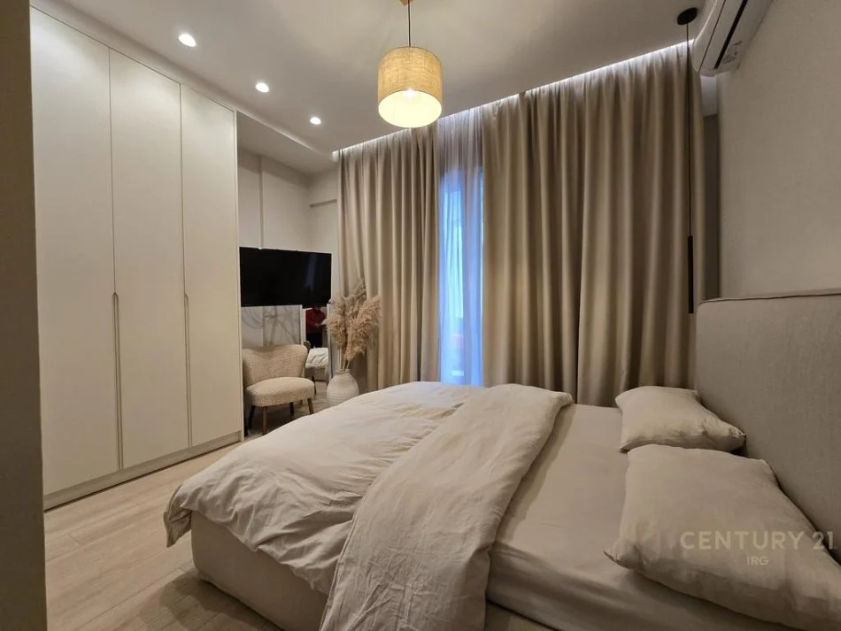 Tirane, jepet me qera 1+1 Kati 6, 65 m² 800 € (Rruga e Kavajes)
