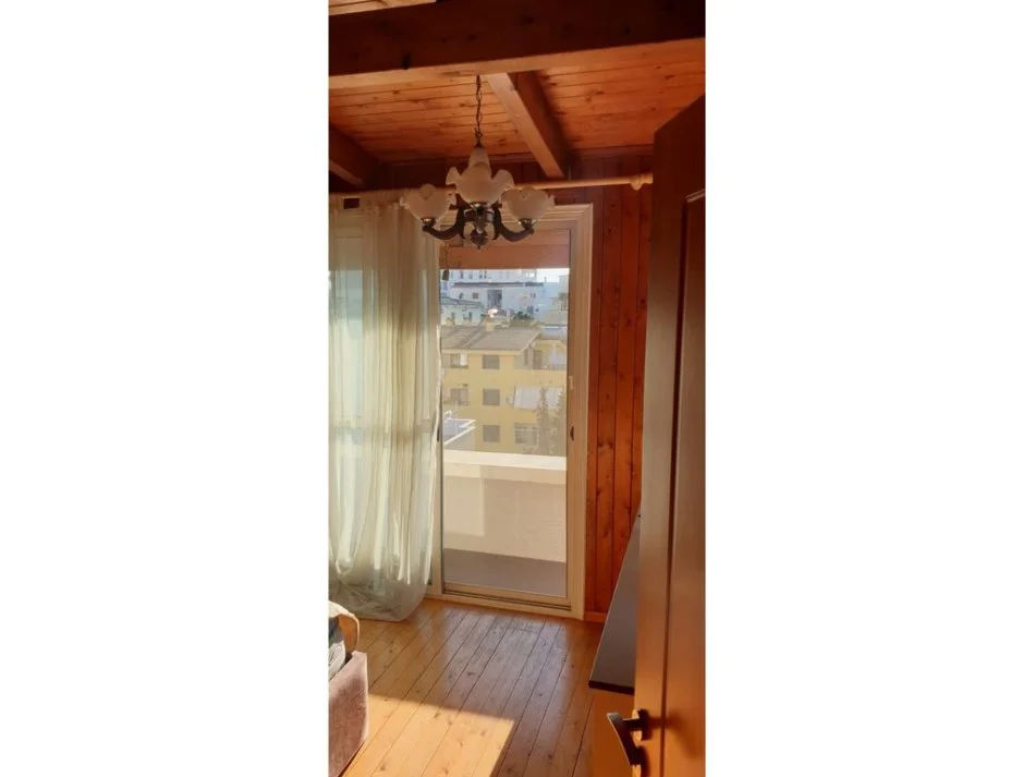 Durres, shitet apartament 1+1+Ballkon Kati 5, 60 m² 80.000 € (shkembi i kavajes)