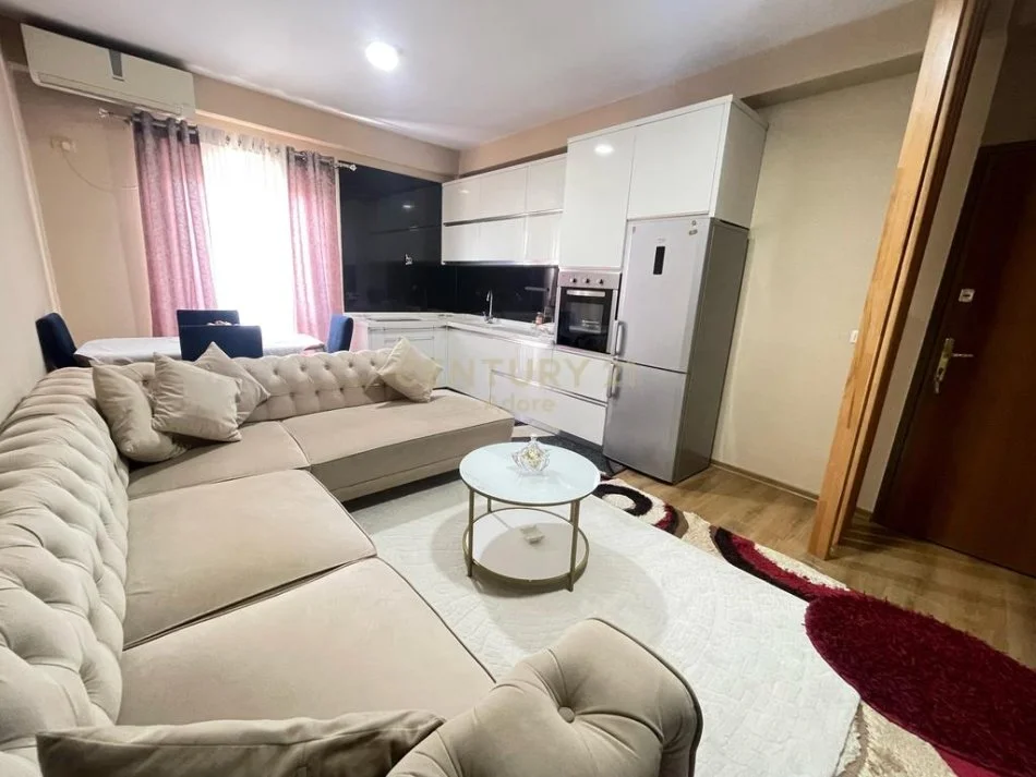 Tirane, shitet apartament 2+1 Kati 4, 92 m² 138.000 € (Kodra e Priftit)