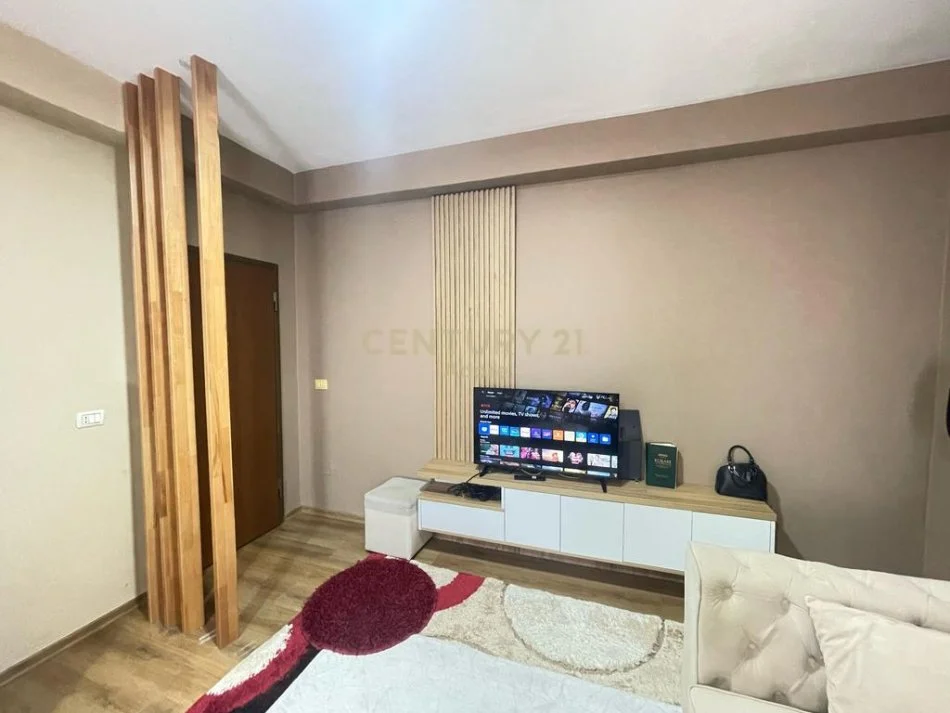 Tirane, shitet apartament Kati 4, 92 m² 132.000 € 