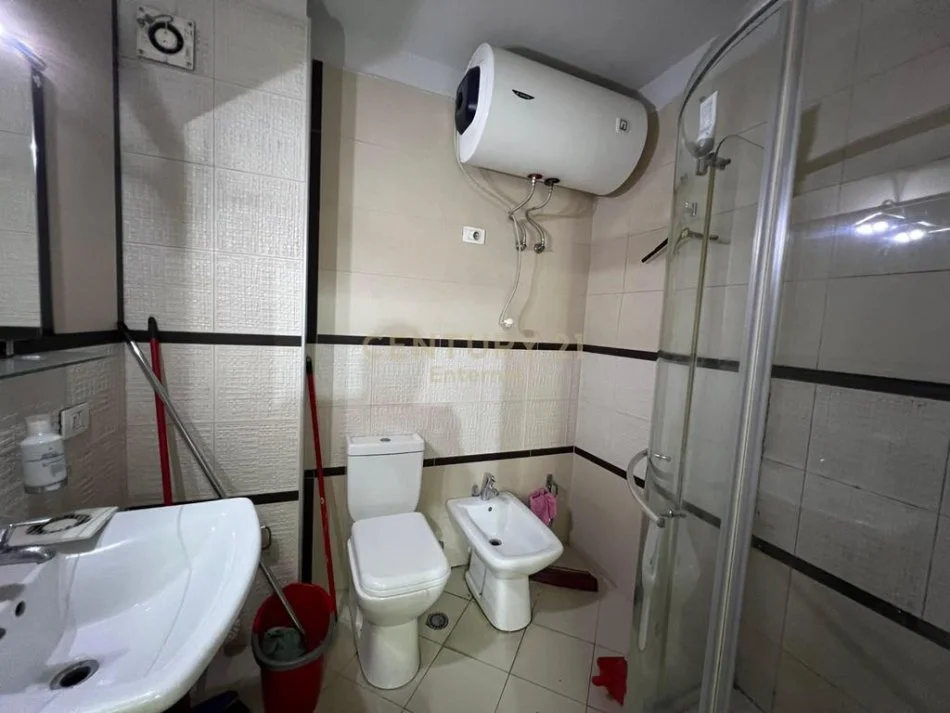 Tirane, shes apartament 2+1+2+Ballkon , 88 m² 195.000 € (Globe)