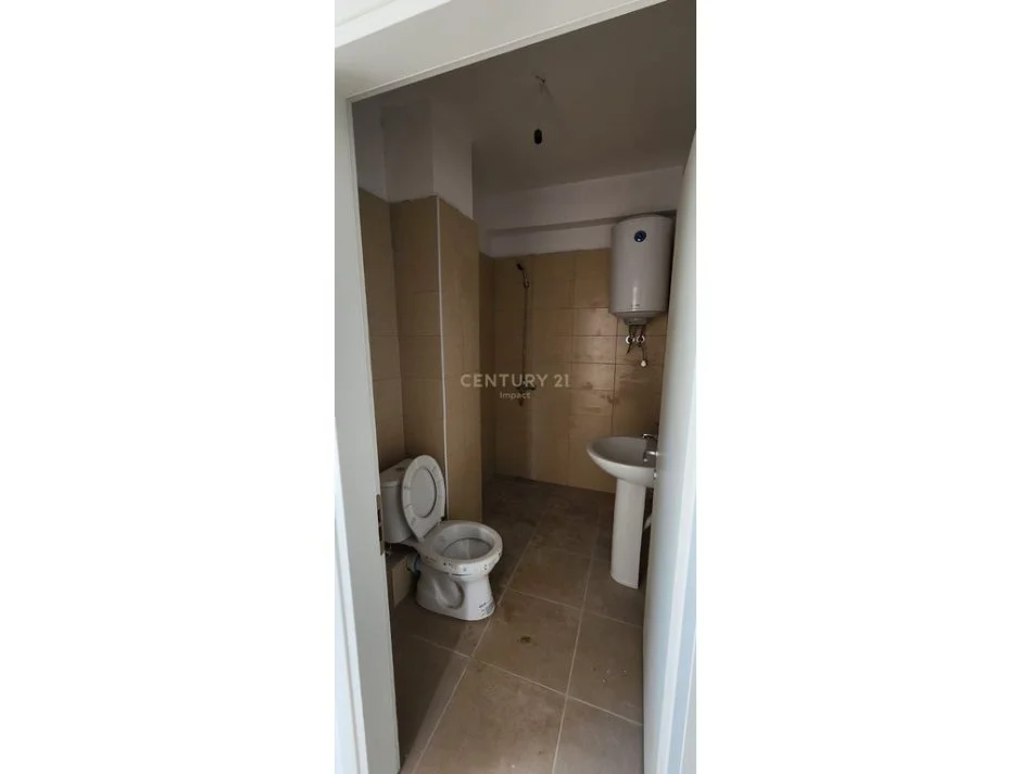 Tirane, shitet apartament 2+1 , 102 m² 150.000 € (Astir)