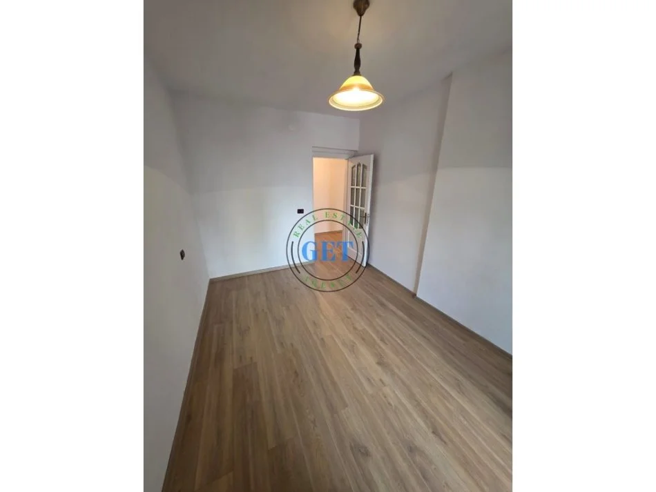 Durres, shitet 2+1+Ballkon , 85 m² 115.000 € 