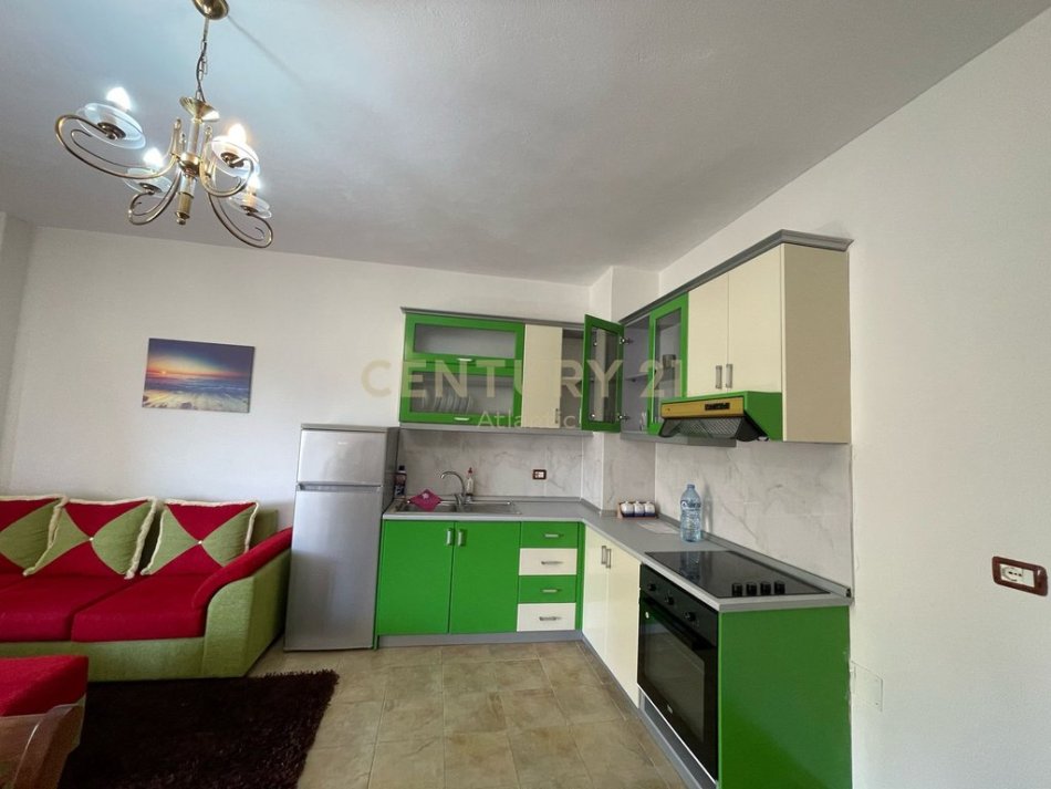 Durres, shitet apartament 1+1+Ballkon Kati 3, 72 m² 75.000 € (mali robit)