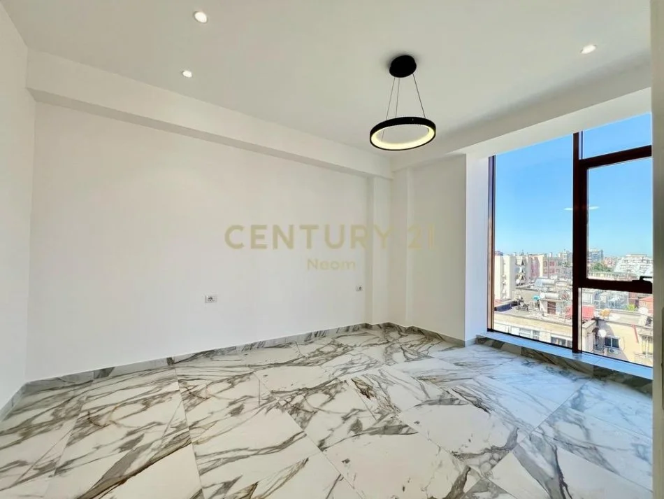 Tirane, jap me qera zyre , 70 m² 1.100 € (Rruga e Kavajës)